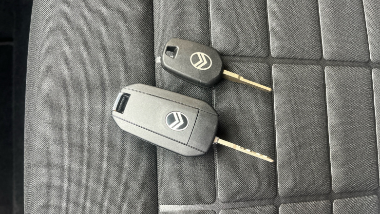 Citroen C3 Aircross 83kW Standard Range Plus 44kWh 5dr Auto Electric Hatchback